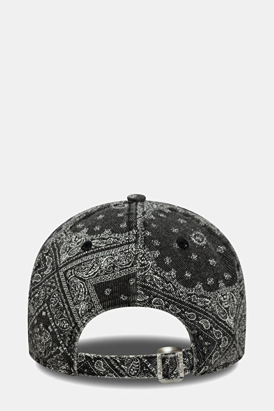 Washed Paisley 9Twenty New York Yankees Black Cap 3