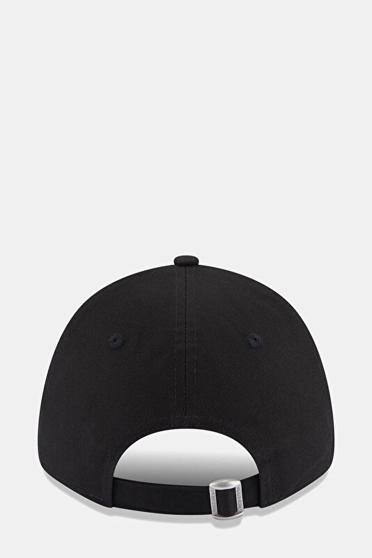 Wmns Metallic Logo 9Forty Neyyan Blkmts Şapka 4