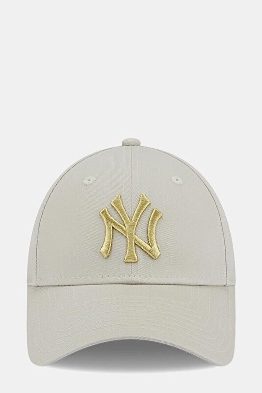 Wmns Metallic Logo 9Forty Neyyan Stnmtg Şapka 3