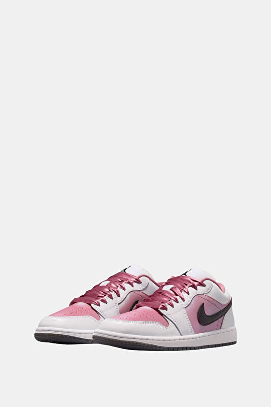 Air Jordan 1 Low Se Çok Renkli Kadın Spor Ayakkabı 2