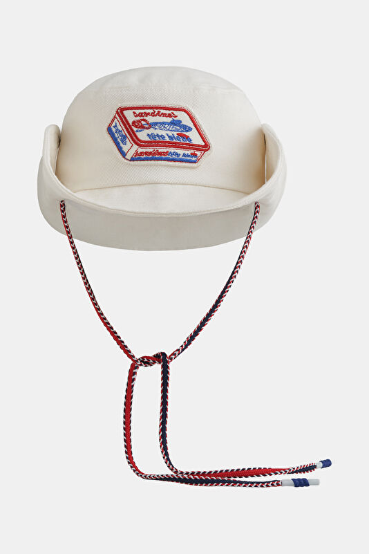 Remy Sardine-Patch Safari White Hat 3