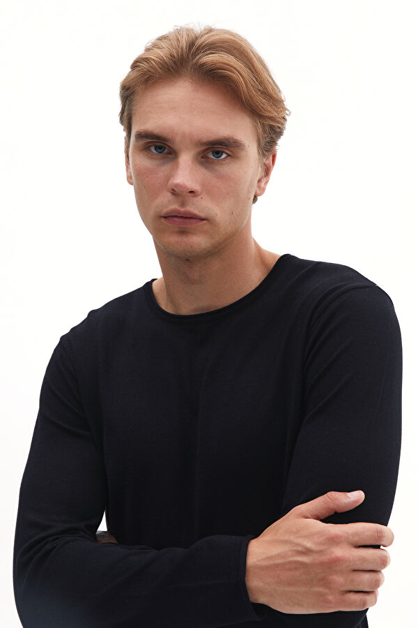 Black Viscose Knit Men's Sweater 2