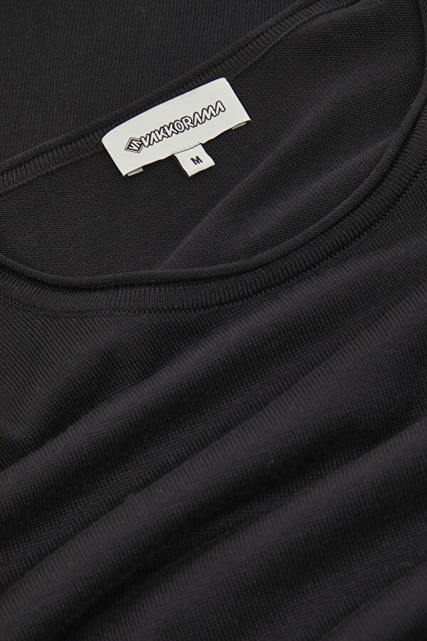 Black Viscose Knit Men's Sweater 6