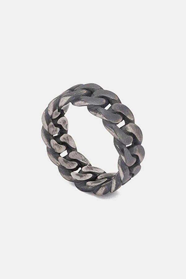 Oxidized Curb Chain Ring