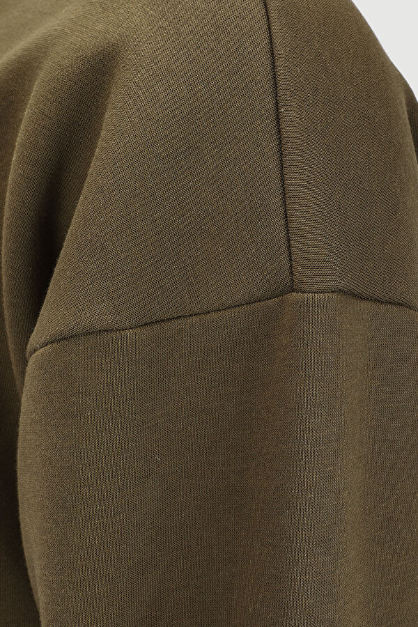 Sweatshirt 3