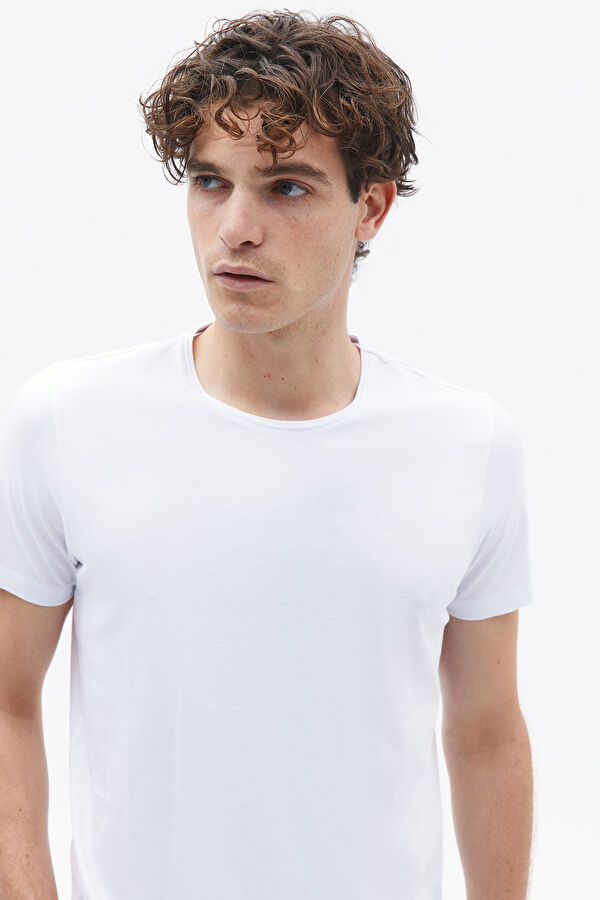 Slim Fit White Crew Neck Men's T-Shirt 3