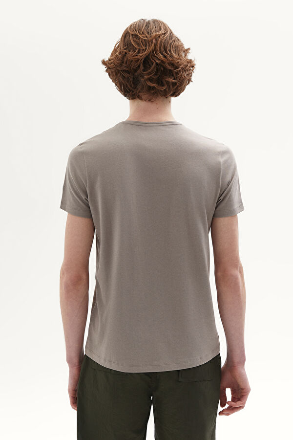 Gri V Yaka Düz T-Shirt 3