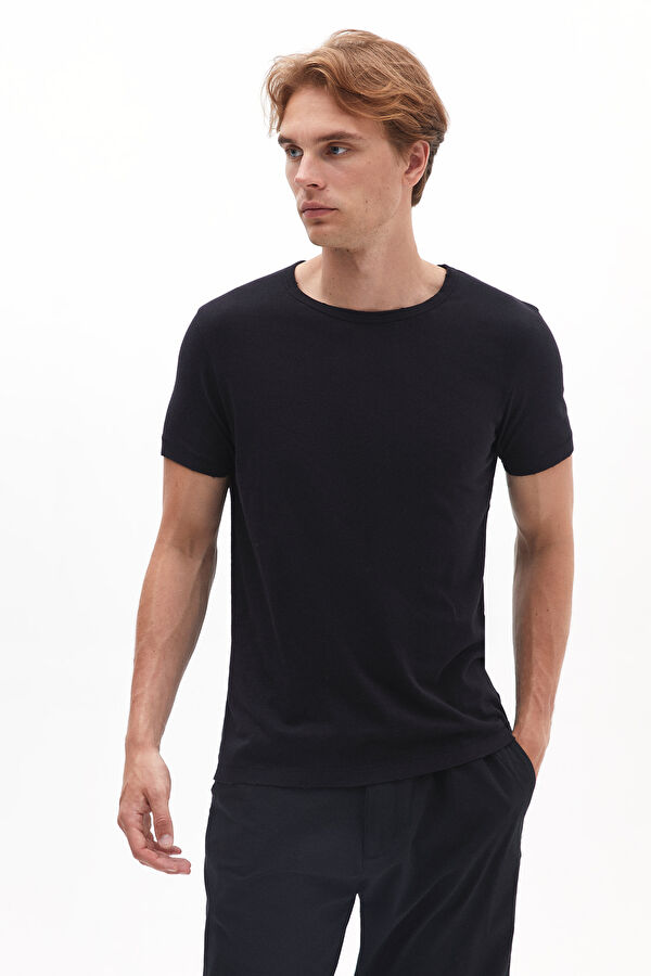 Black Crew Neck Men's T-Shirt