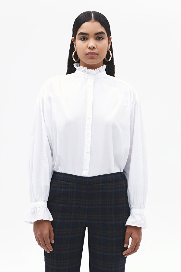 Tailored Beyaz Hakim Yaka Gömlek