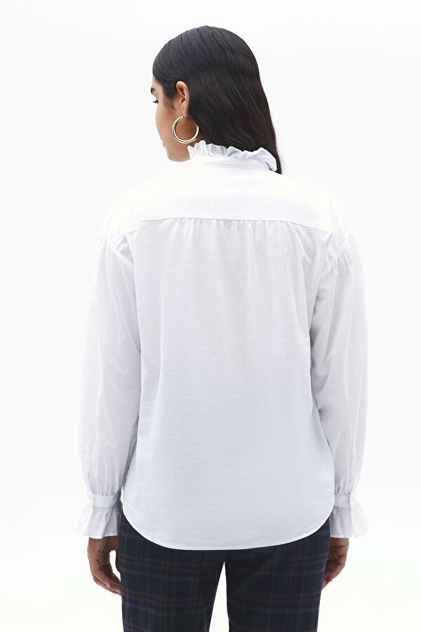 Tailored Beyaz Hakim Yaka Gömlek 2