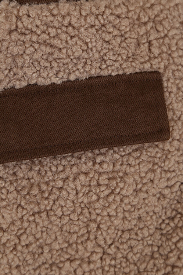 Bej Mont 4