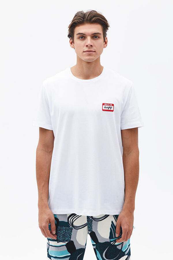 Beyaz Bisiklet Yaka Desenli T-Shirt