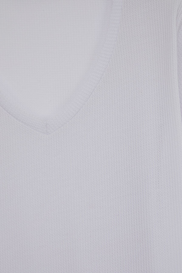 Waffle V Neck T-Shirt 3