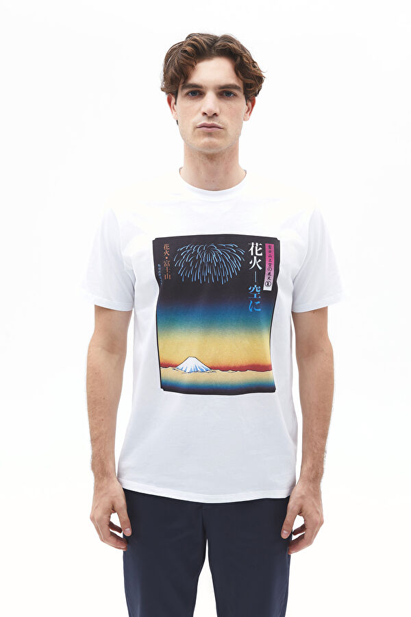 Relax Kalıp Beyaz Bisiklet Yaka Baskılı T-Shirt