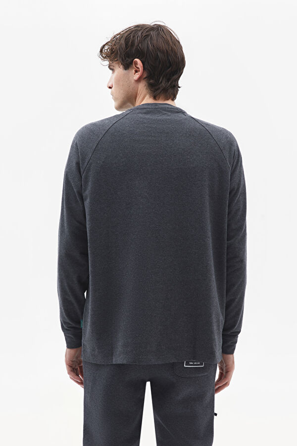Voyage Men Sweatshirt 2