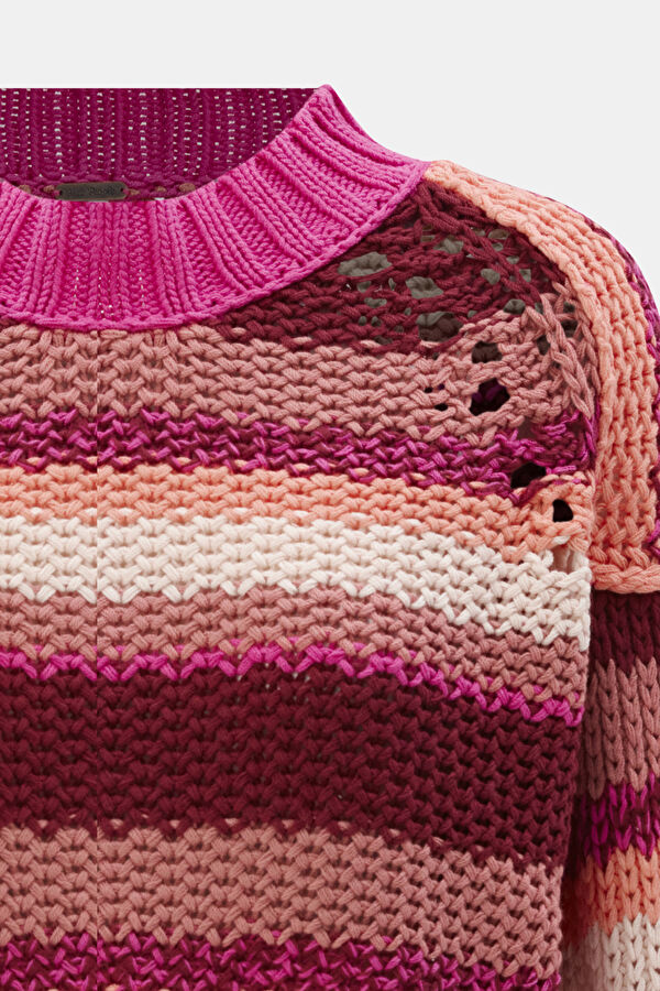 Pembe Çizgili Kazak 3