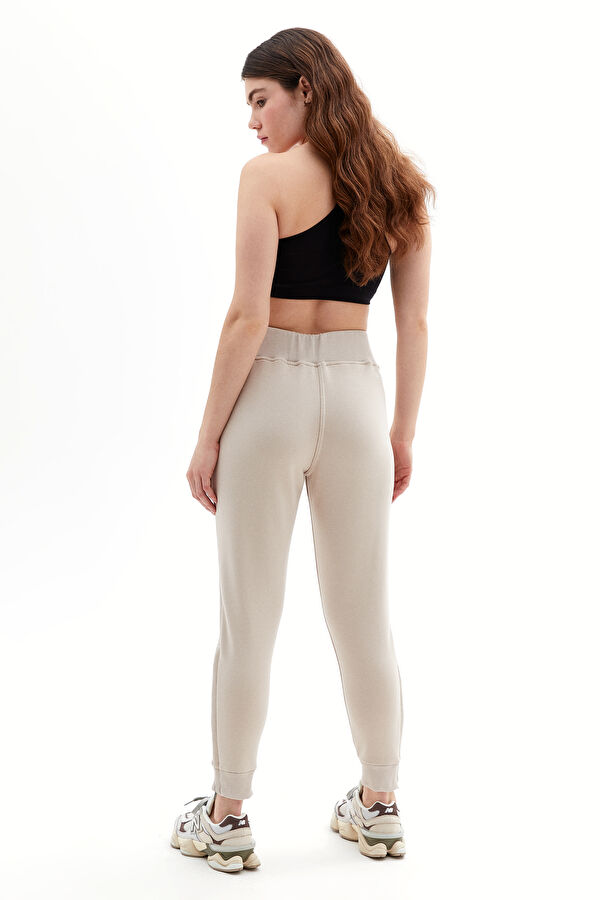 Bej Spor Pantolon 2