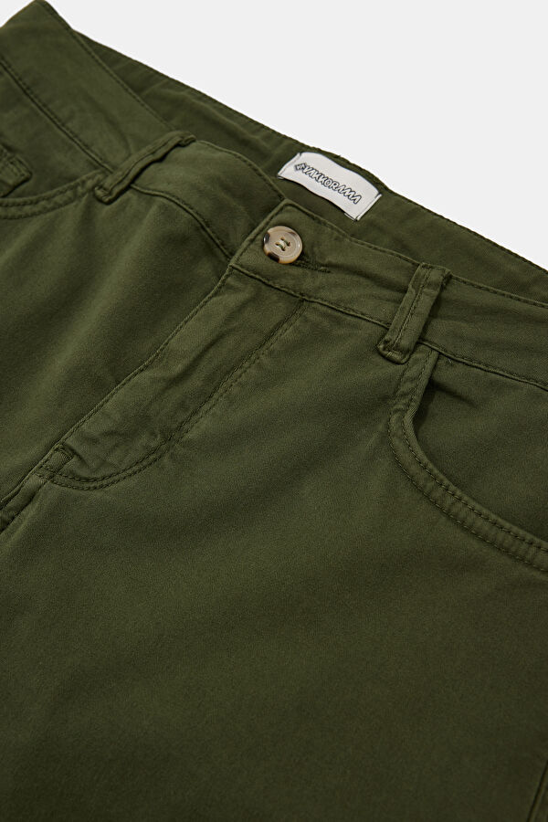 Khaki Pants 3