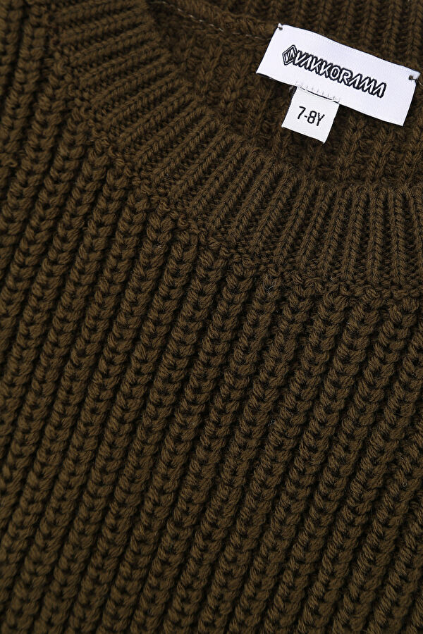 Green Sweater 3