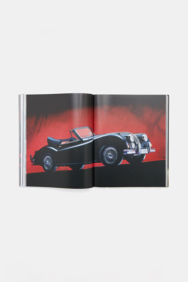 THE JAGUAR BOOK, Colorless, STD 5