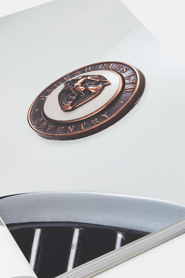 THE JAGUAR BOOK, Colorless, STD 6