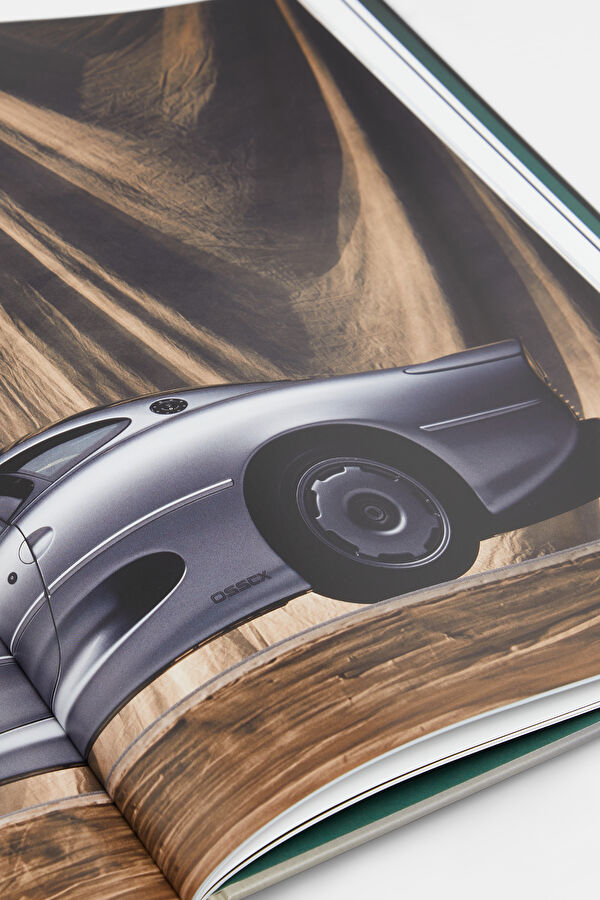 THE JAGUAR BOOK, Colorless, STD 10