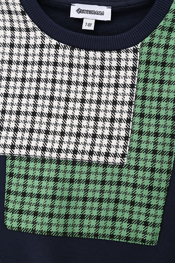 Sweatshirt 3
