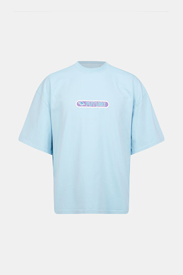 Oversize Açık Mavi Bisiklet Yaka Baskılı T-Shirt