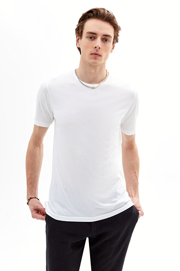 Close Fit White Bicycle Collar Tshirt
