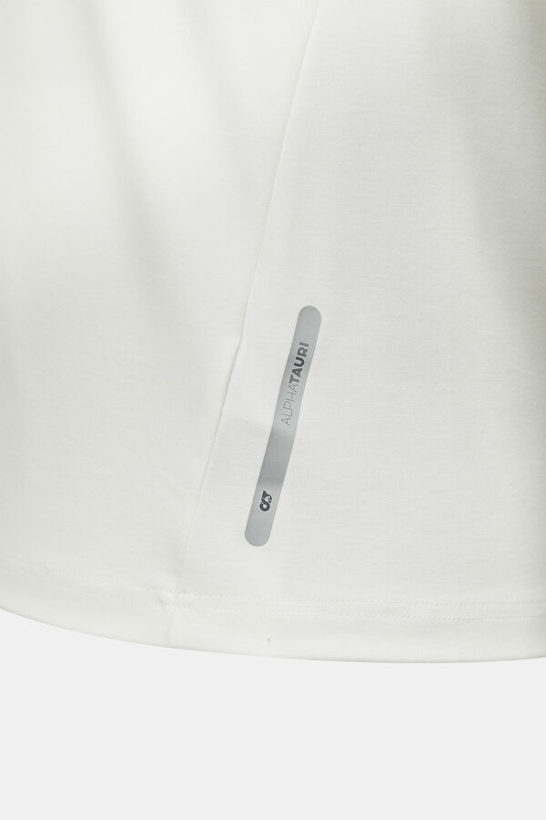 Ekru Polo Yaka T-Shirt 3