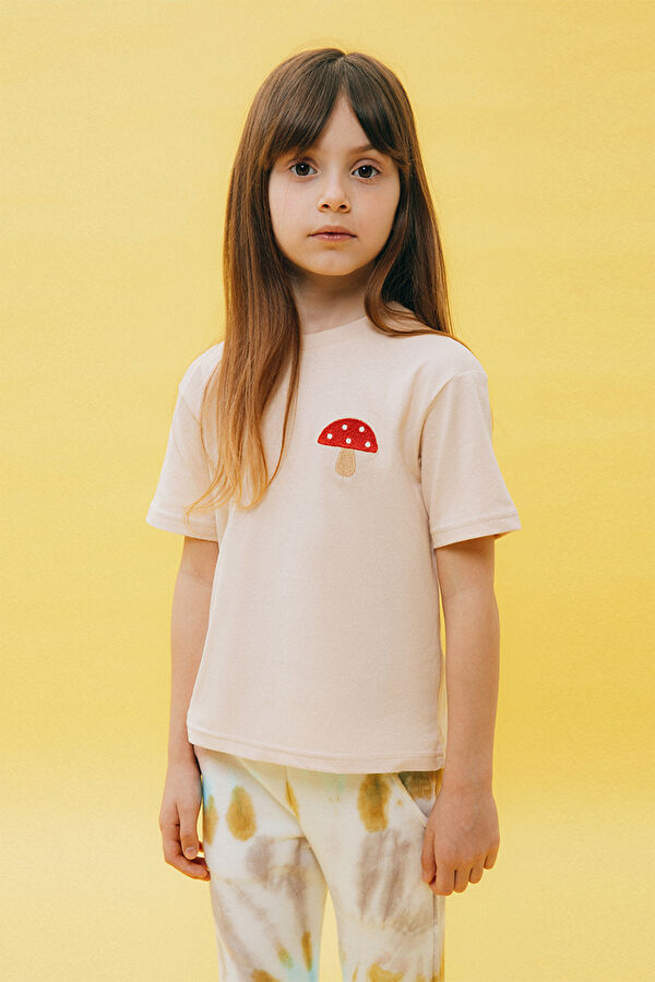 Beige Design Filled Bicycle Collar Tshirt