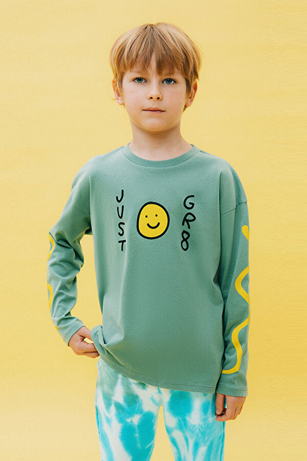 Green Printed Bicycle Collar Tshirt