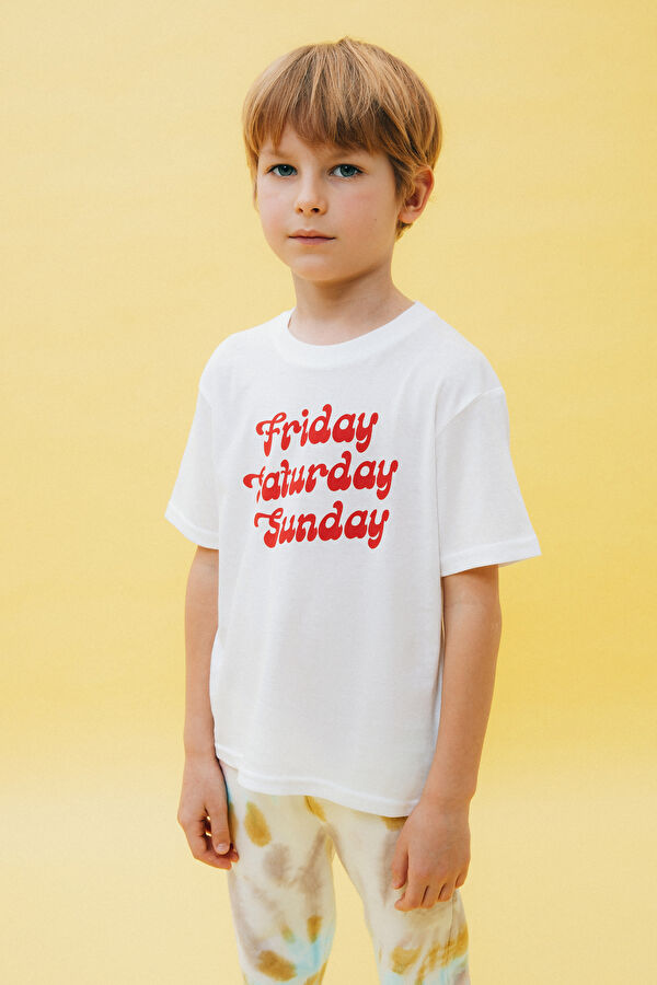 White Printed Bicycle Collar Tshirt