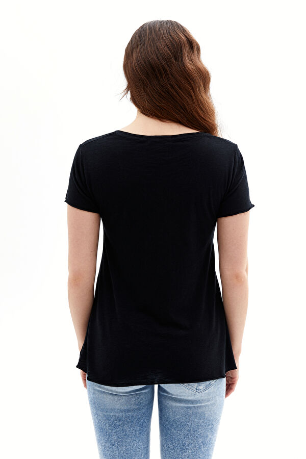 Siyah V Yaka T-Shirt 2