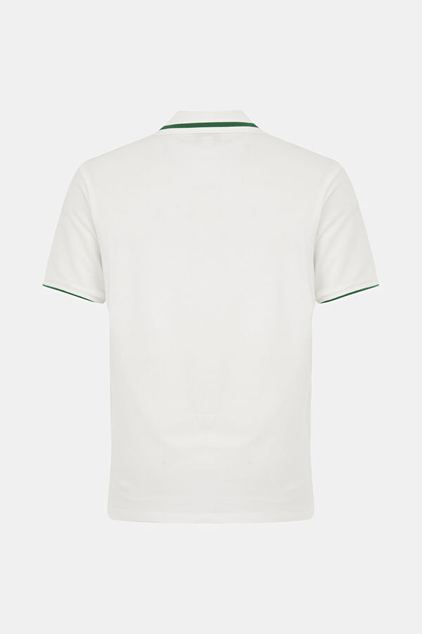 Ekru T-Shirt 2