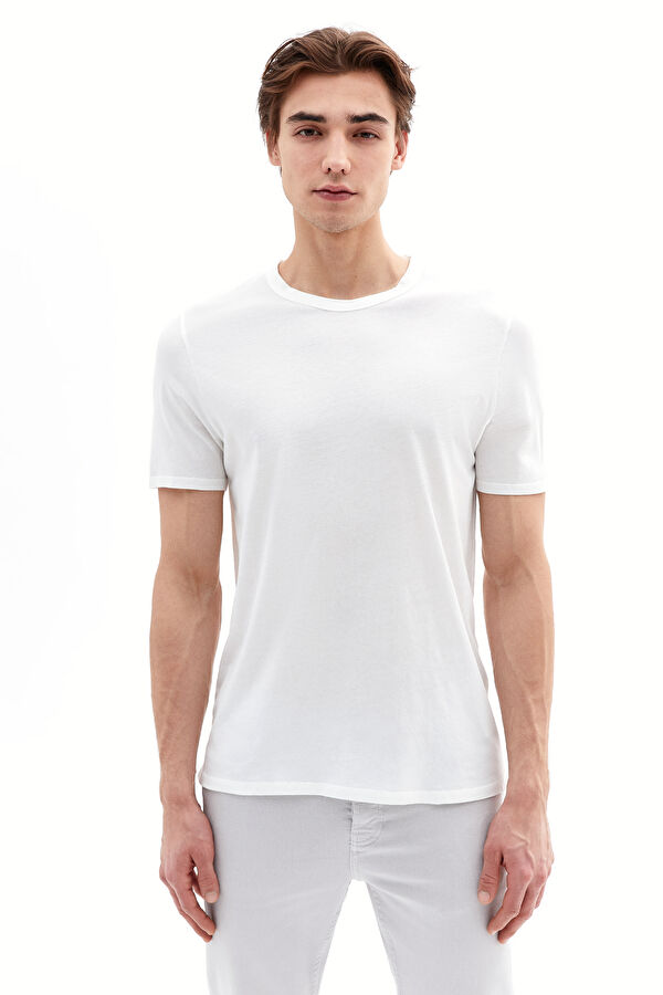 Beyaz Bisiklet Yaka T-Shirt