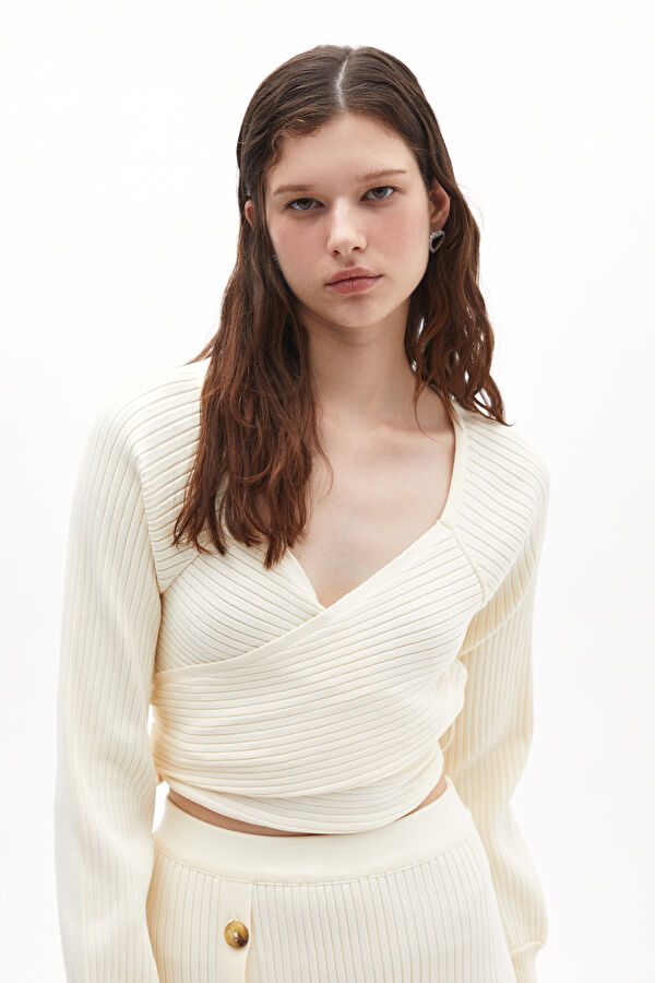 Ecru Truvakar Women's Blouse 2