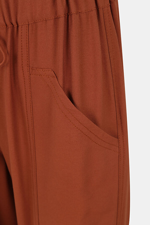 Tile-colored Slim-Fit Women's Trousers 3
