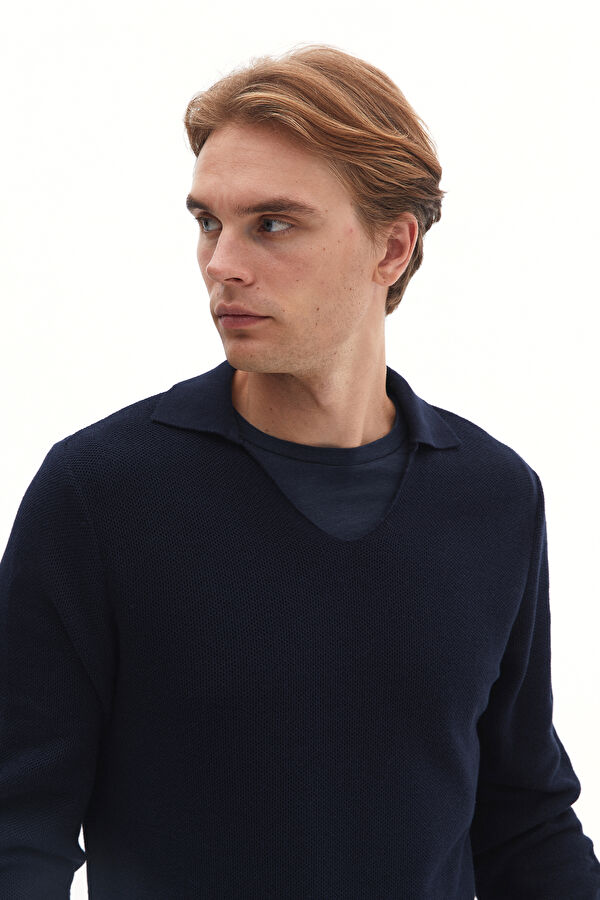 Navy Blue Knitted Men's Sweater 2