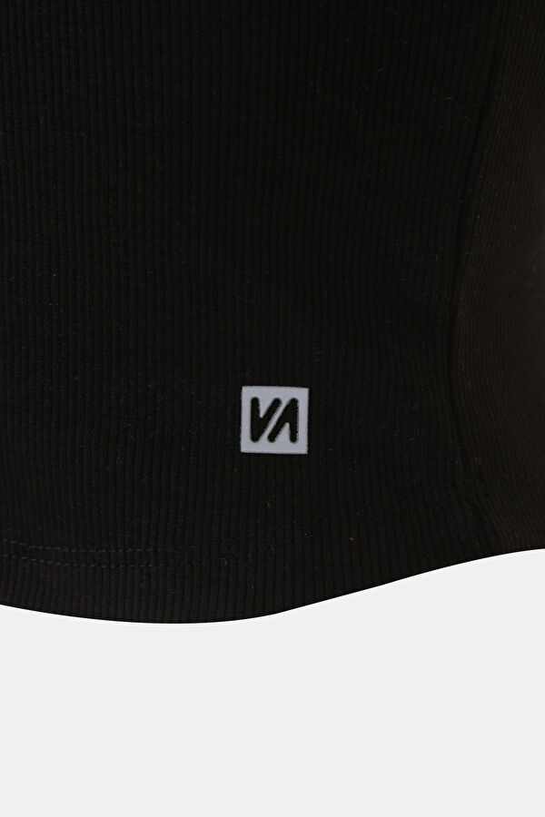 Close Fit Black Halter Tshirt 3