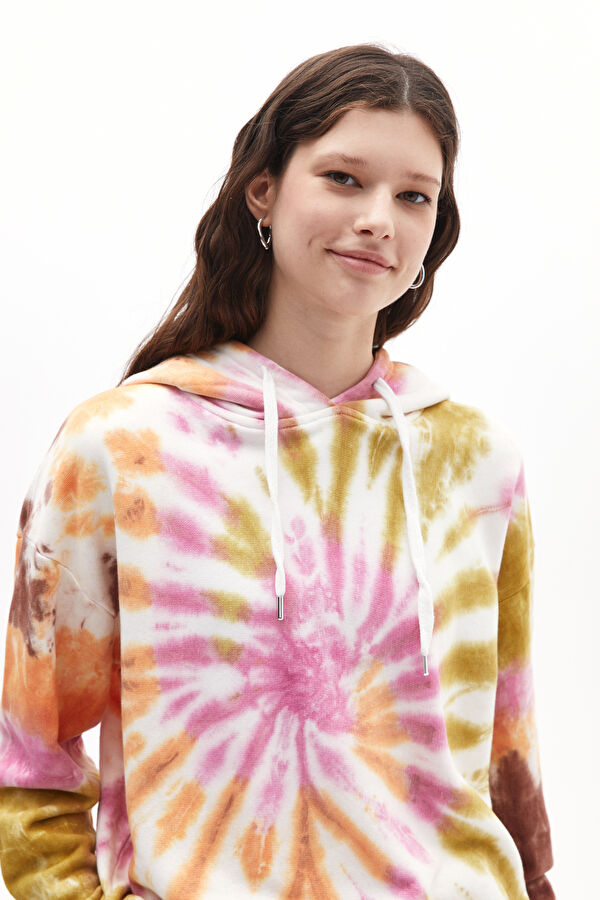Çok Renkli Kapuşonlu Kadın Sweatshirt 2