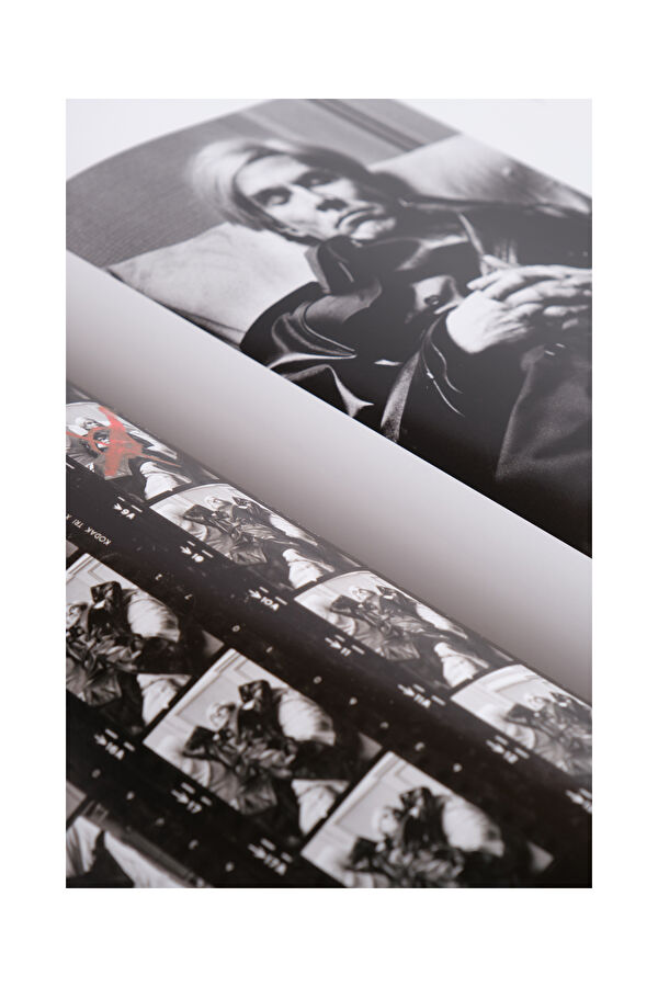 HELMUT NEWTON LEGACY, Colorless, STD 5
