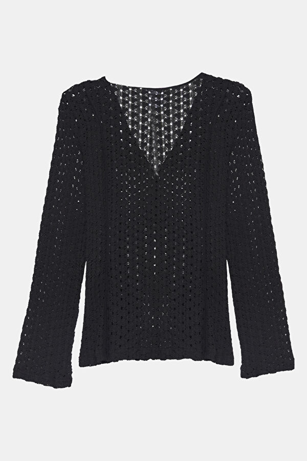 Close Fit Black V Neck Blouse 2
