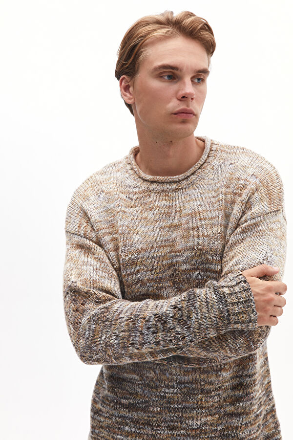 Colorful Knitted Pattern Men's Sweater 2