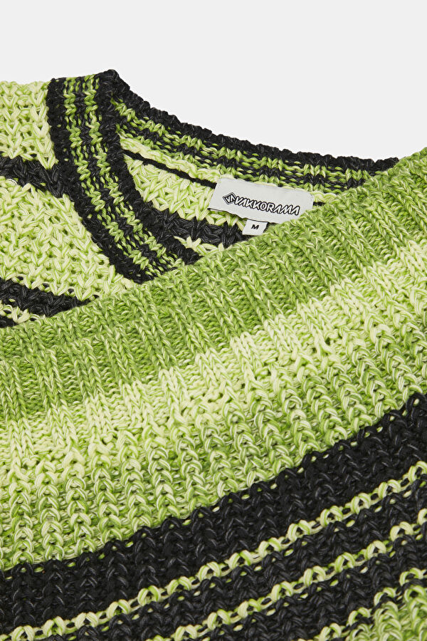 Black Knitted Pattern Men's Sweater 6