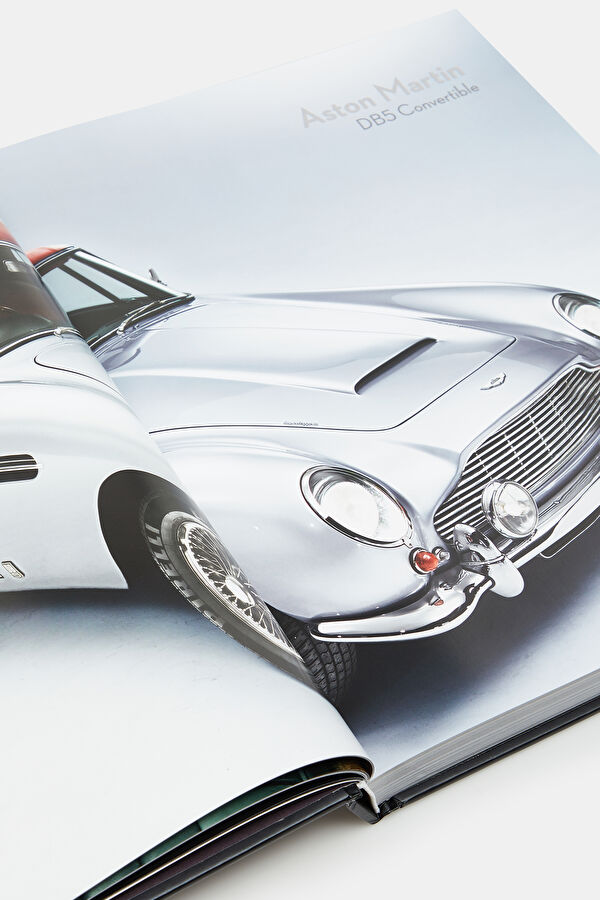 The Classic Cars Book 10