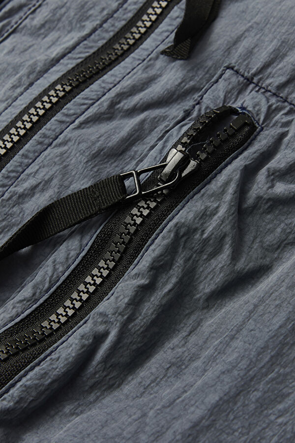 Indigo Men's Jacket with Pocket and Zipper Details 3