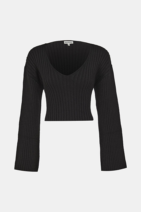 Black Knitted Women's Sweater 3