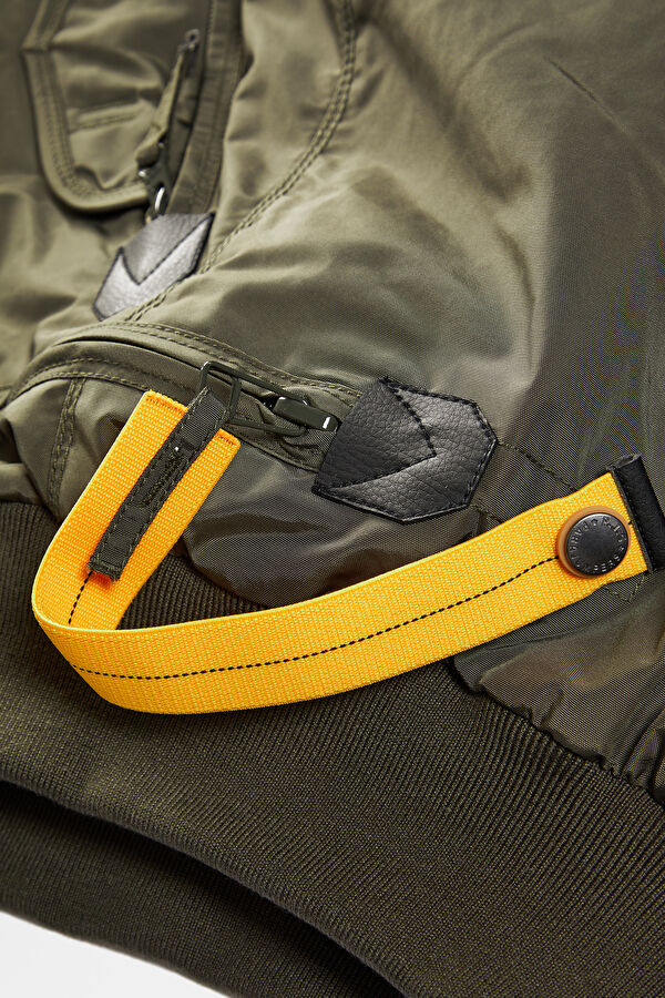 Haki Bomber Kadın Mont 5