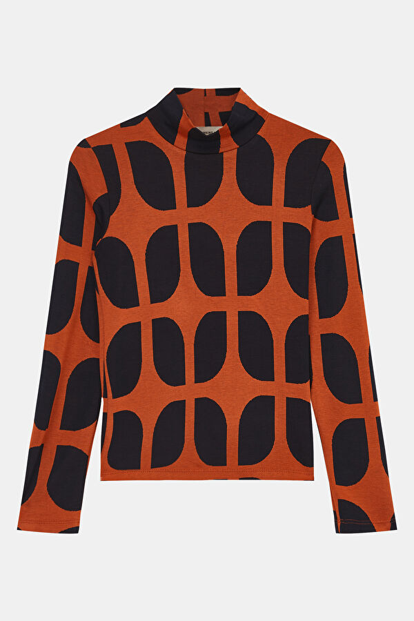 Close Fit Orange Design Filled Turtleneck Blouse 4